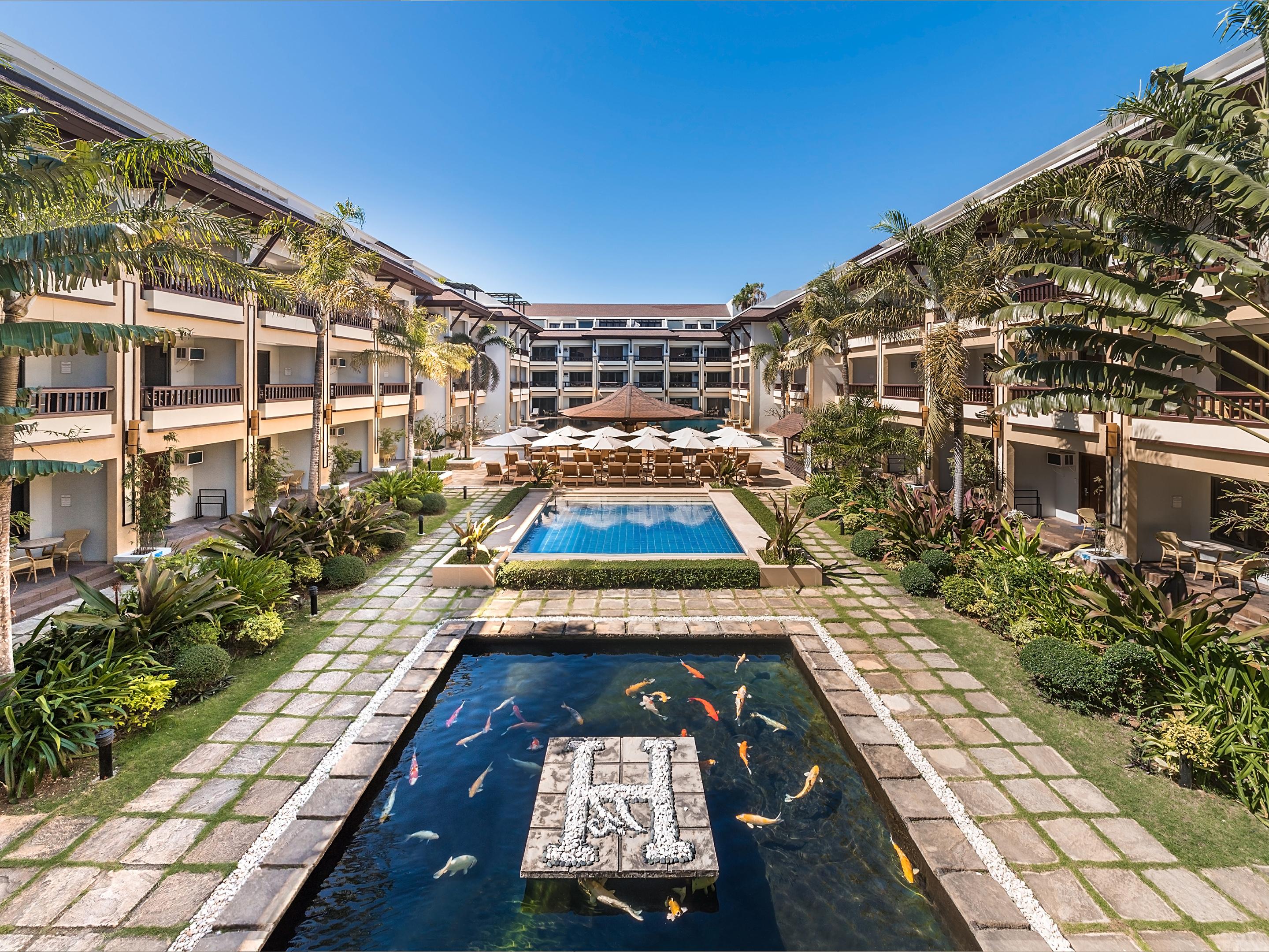 Henann Regency And Balabag (Boracay)