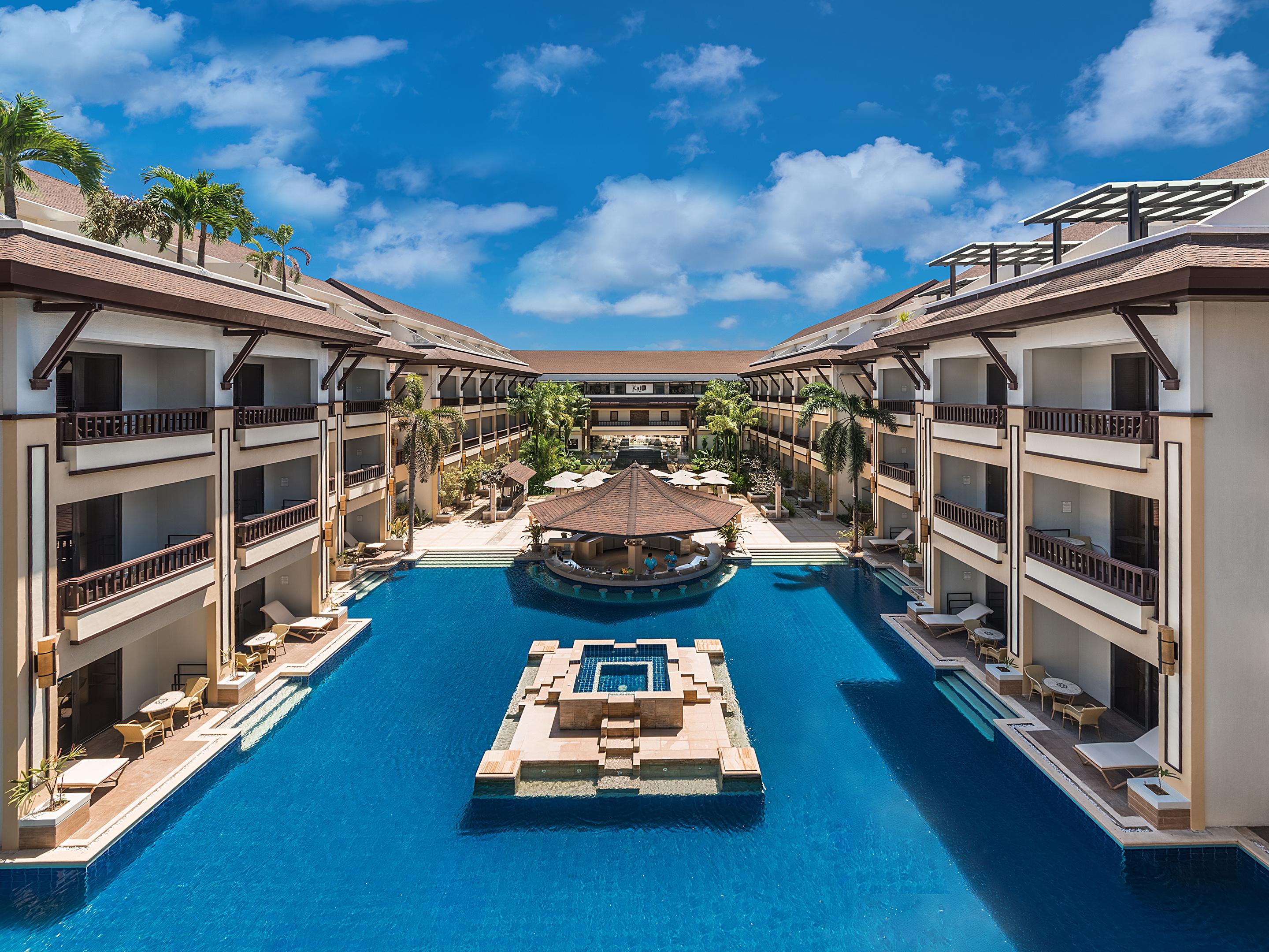 Resort Henann Regency And Balabag (Boracay)