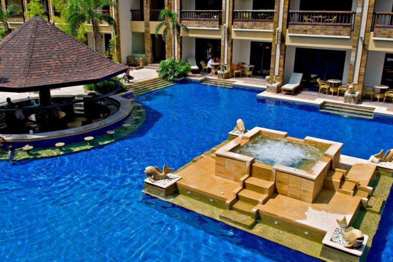 Henann Regency And Resort 5*